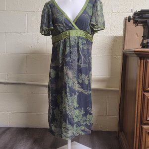 BRAND NEW W/O TAGS jonathan martin Paisley Silk & Chiffon Dress Size 8